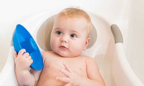 consejos para los bebés a los que no les gusta el baño